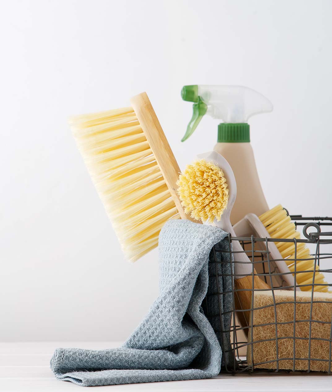 Professional domestic and commercial cleaning services - Eco-friendly cleaning in Hertfordshire homes and offices